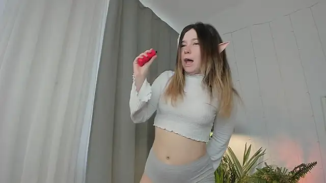 Lina Glow online show from 14, 4, 2026