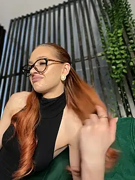 Snapshot of LittleFox___ chatting on 27, 2, 2026 LittleFox online show from 27, 2, 2026