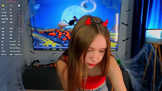 ElfredaTupy online show from 11, 11, 2025