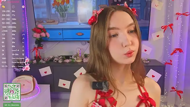 ElfredaTupy online show from 8, 3, 2026