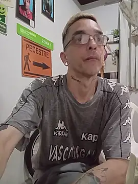 dinho carioca online show from 11, 4, 2026