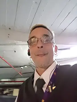 dinho carioca online show from 14, 4, 2026