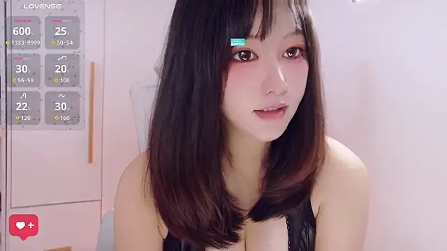 Snapshot of yigbg14 chatting on 28, 10, 2025 yigbg14 online show from 28, 10, 2025