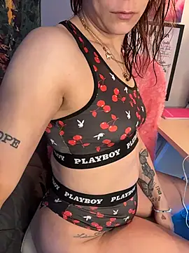 d3luluxx online show from 14, 3, 2026