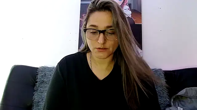 LAHILA COOPERR online show from 5, 11, 2025