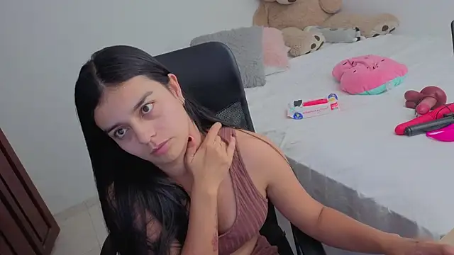 valerihouse online show from 31, 3, 2026