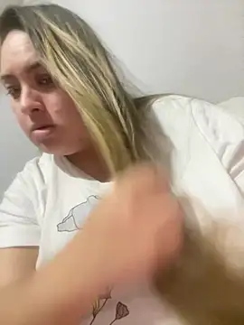 Snapshot of bruna438 chatting on 5, 6, 2026 bruna438 online show from 5, 6, 2026