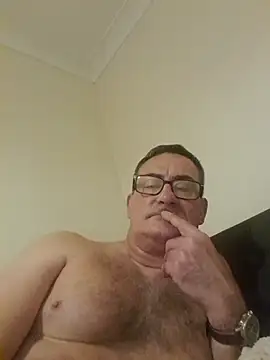 Snapshot of goldenman59 chatting on 11, 10, 2025 goldenman59 online show from 11, 10, 2025