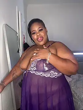 cinnabunnie22 online show from 10, 9, 2025
