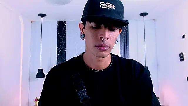 Franvill Trato online show from 10, 11, 2025