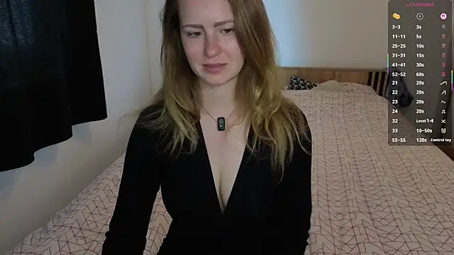 LyraHotty online show from 3, 5, 2026