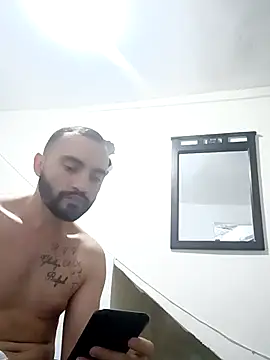 Snapshot of este_juan chatting on 8, 1, 2026 este juan online show from 8, 1, 2026