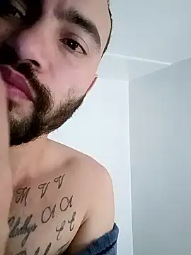 Snapshot of este_juan chatting on 10, 1, 2026 este juan online show from 10, 1, 2026