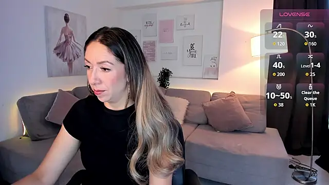 Snapshot of Laly_dolce chatting on 17, 9, 2025 Laly dolce online show from 17, 9, 2025