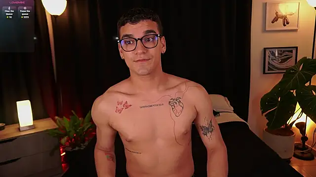 Snapshot of EROS_AND_ALAN chatting on 7, 10, 2025 EROS AND ALAN online show from 7, 10, 2025