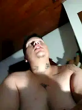 Snapshot of Yulian_bigclit7 chatting on 16, 11, 2025 Yulian bigclit7 online show from 16, 11, 2025