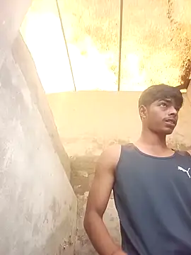 monster 33 online show from 10, 2, 2026