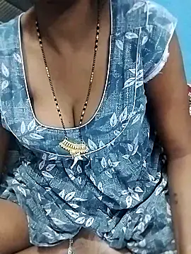 Snapshot of Priyanka-hot chatting on 25, 10, 2025 Priyanka-hot online show from 25, 10, 2025