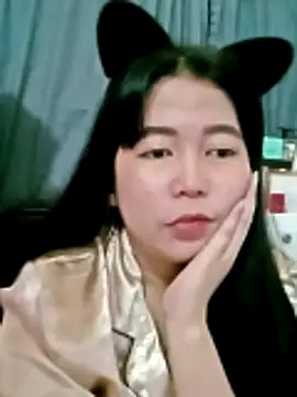 Asianhotskinny online show from 19, 4, 2026