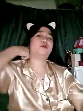 Asianhotskinny online show from 20, 4, 2026