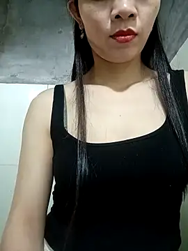 Snapshot of Vyvyy06 chatting on 10, 10, 2025 Vyvyy06 online show from 10, 10, 2025