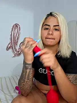 Eva  Cutte online show from 11, 1, 2026