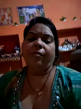 Snapshot of Love66w chatting on 14, 9, 2025 Love66w online show from 14, 9, 2025