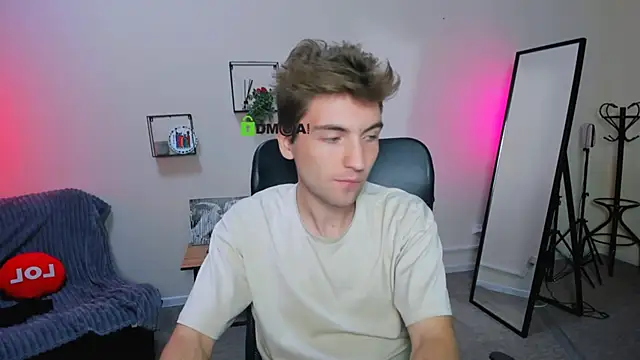 Snapshot of joseph_bear_ chatting on 22, 9, 2025 joseph bear online show from 22, 9, 2025