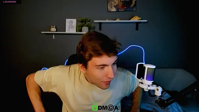 Snapshot of joseph_bear_ chatting on 13, 10, 2025 joseph bear online show from 13, 10, 2025