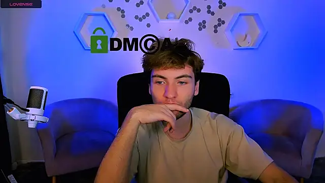 Snapshot of joseph_bear_ chatting on 23, 11, 2025 joseph bear online show from 23, 11, 2025