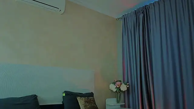  sophielov online show from 16, 5, 2026
