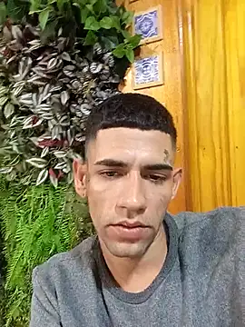 Snapshot of xirie98 chatting on 19, 9, 2025 xirie98 online show from 19, 9, 2025