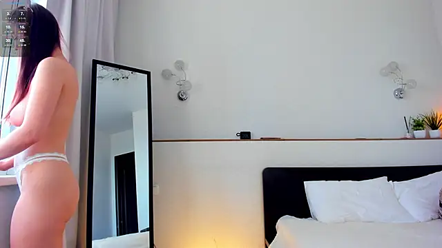 charlottacardi online show from 30, 9, 2025