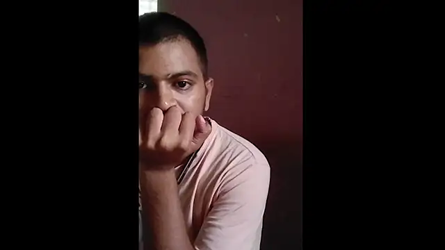 Snapshot of riyamore9623 chatting on 18, 9, 2025 riyamore9623 online show from 18, 9, 2025