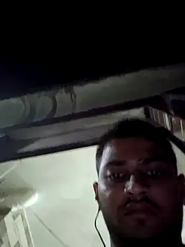 Snapshot of riyamore9623 chatting on 15, 10, 2025 riyamore9623 online show from 15, 10, 2025