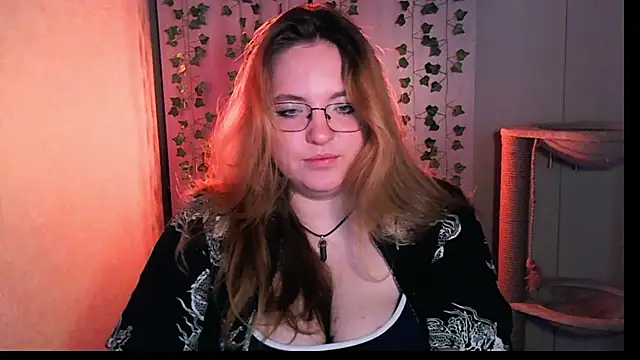 Snapshot of ZayaRush chatting on 10, 10, 2025 ZayaRush online show from 10, 10, 2025