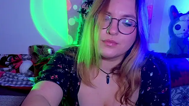 ZayaRush online show from 5, 4, 2026