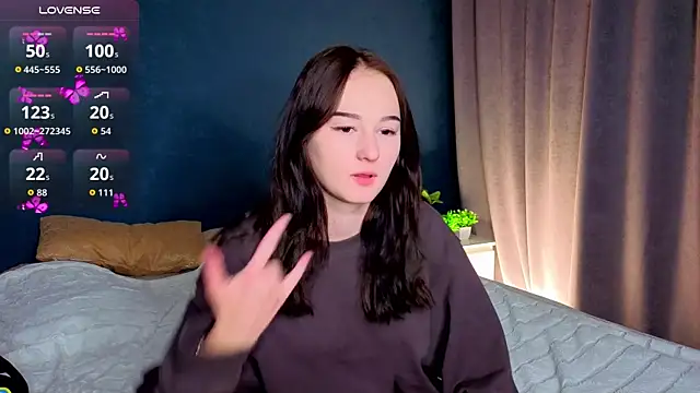 Snapshot of Mary_Smitt chatting on 8, 9, 2025 Mary Smitt online show from 8, 9, 2025