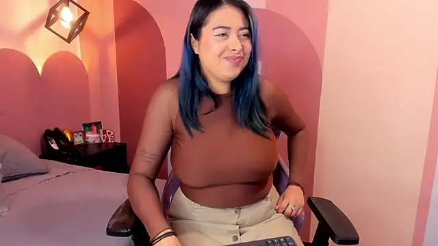 Snapshot of ValeryBoobs1 chatting on 21, 5, 2026 ValeryBoobs1 online show from 21, 5, 2026