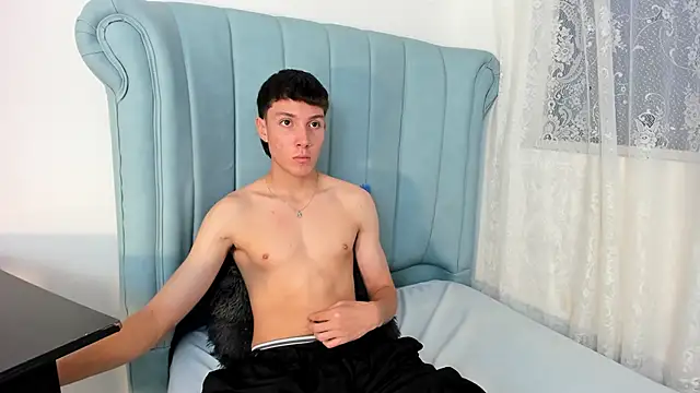 LittleDanny  online show from 29, 10, 2025