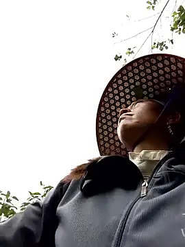 tcm-cute online show from 14, 9, 2025