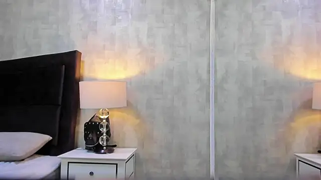 BarbaraLeython1 online show from 24, 9, 2025