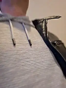 IMGTomi online show from 2, 2, 2026