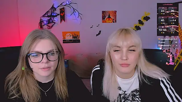 Snapshot of veronica_bubble chatting on 30, 10, 2025 veronica bubble online show from 30, 10, 2025