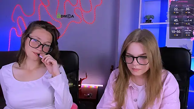 Snapshot of veronica_bubble chatting on 10, 7, 2026 veronica bubble online show from 10, 7, 2026