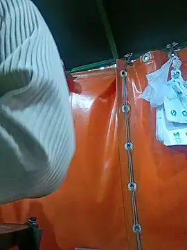 Snapshot of Sol_Sunny chatting on 18, 7, 2026 Sol Sunny online show from 18, 7, 2026