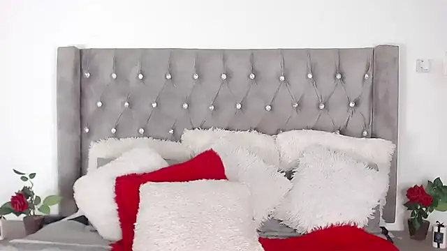 indianchic89 online show from 1, 2, 2025