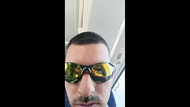 Greek crazy couple online show from 1, 10, 2025