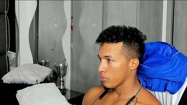 Snapshot of JakeViper chatting on 11, 11, 2025 JakeViper online show from 11, 11, 2025