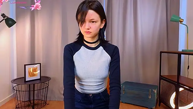 Snapshot of PamilaGrassle chatting on 13, 9, 2025 PamilaGrassle online show from 13, 9, 2025